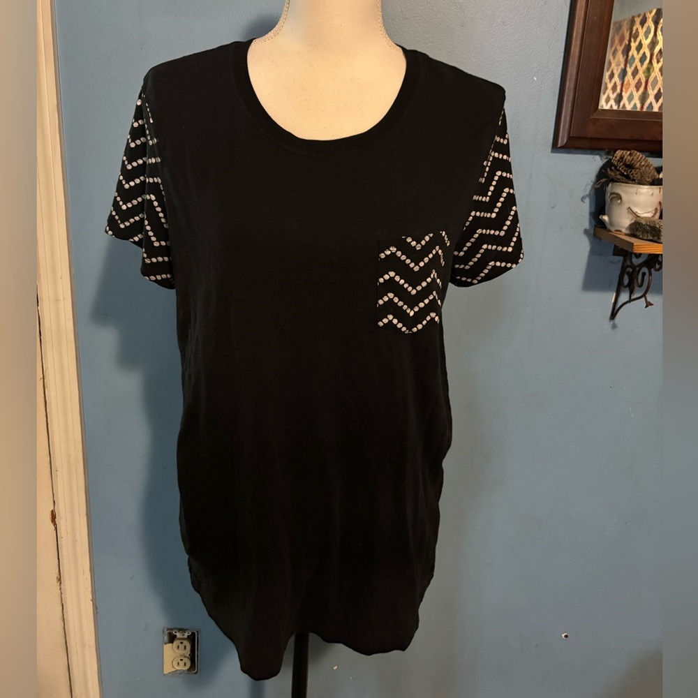 PINK Victoria’s Secret, Black & White, Short Sleeve, Tee